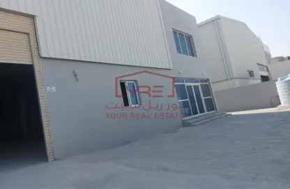 Warehouse - Studio - 6 Bathrooms for sale in East Industrial Street - Birkat Al Awamer - Al Wakra