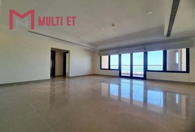 967648 - Property Image 2