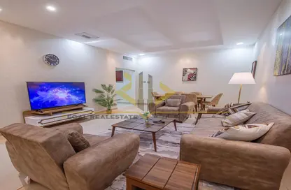 Apartment - 3 Bedrooms - 3 Bathrooms for rent in Al Sadd Road - Al Sadd - Doha