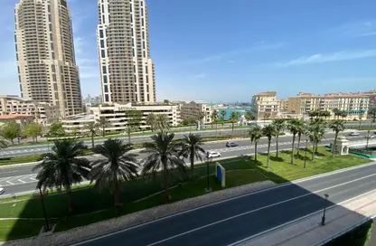 Apartment - 1 Bedroom - 2 Bathrooms for sale in East Porto Drive - Porto Arabia - The Pearl Island - Doha