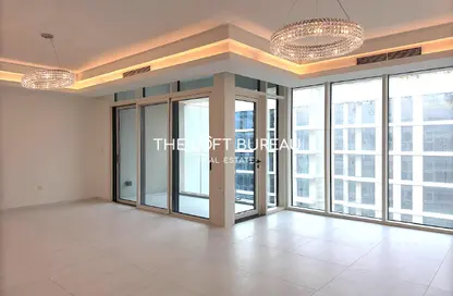 Apartment - 2 Bedrooms - 3 Bathrooms for sale in Gewan Island - The Pearl Island - Doha