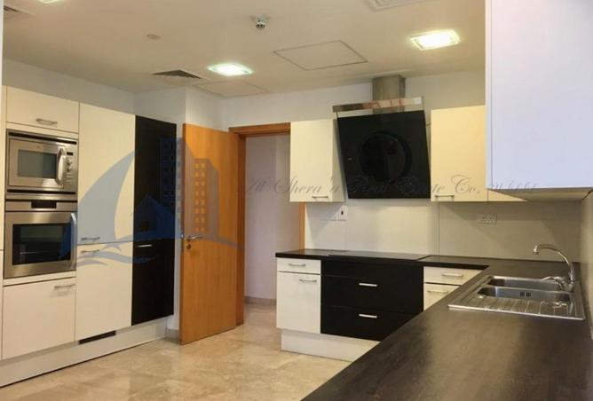 933020 - Property Image 3