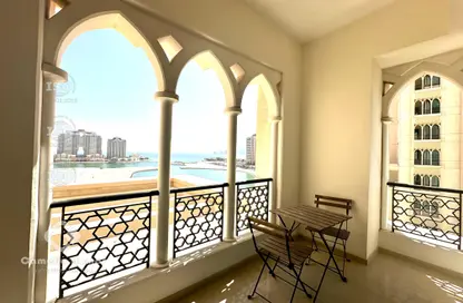 Apartment - 2 Bedrooms - 3 Bathrooms for rent in Viva West - Viva Bahriyah - The Pearl Island - Doha