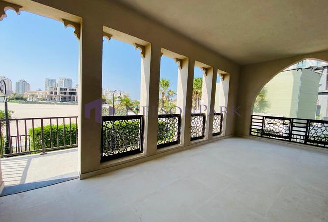 935285 - Property Image 2
