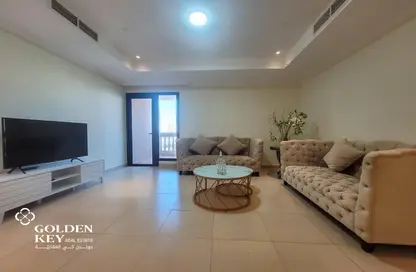Apartment - 2 Bedrooms - 3 Bathrooms for rent in West Porto Drive - Porto Arabia - The Pearl Island - Doha