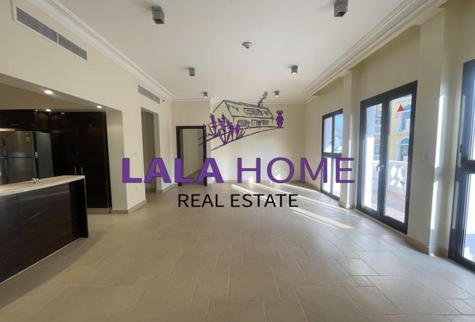 974423 - Property Image 2