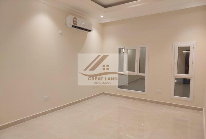 937988 - Property Image 2