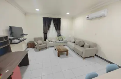 Apartment - 2 Bedrooms - 2 Bathrooms for rent in Old Airport Road - Old Airport Road - Doha