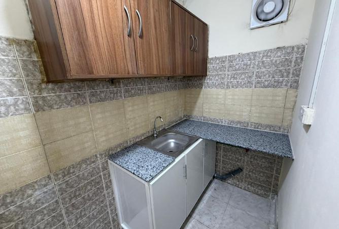 983501 - Property Image 2