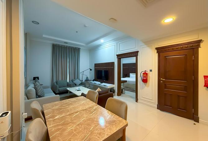 915001 - Property Image 3
