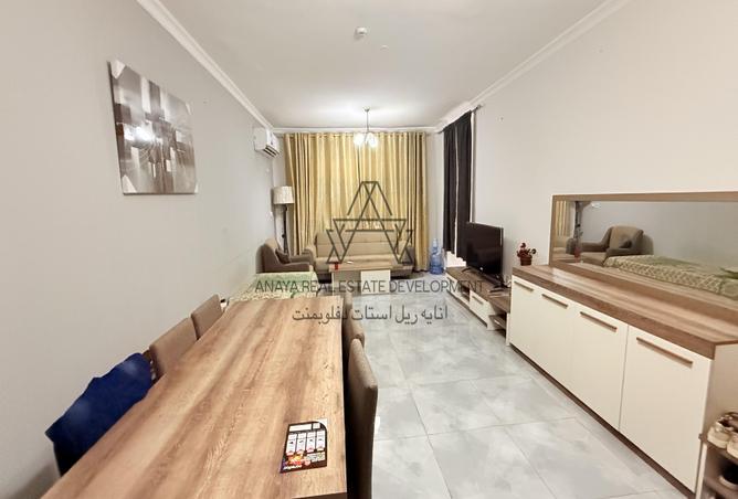 927753 - Property Image 2
