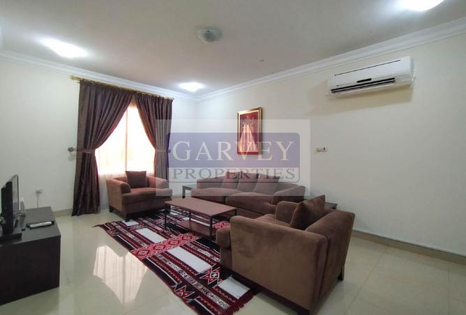 978612 - Property Image 3