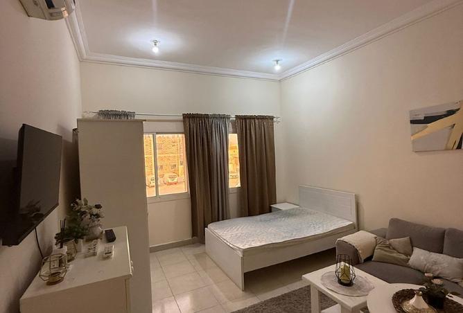 927696 - Property Image 2