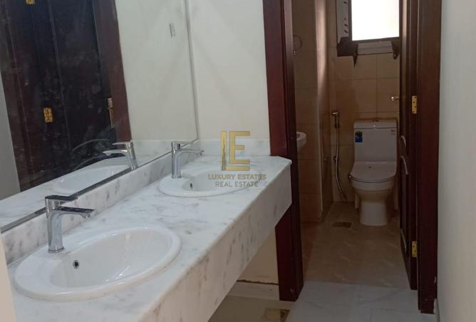 997614 - Property Image 2