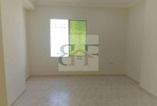 985191 - Property Image 3