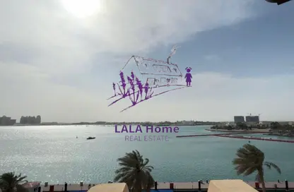 تاون هاوس - 4 غرف نوم - 6 حمامات للبيع في طريق بورتو الغربي - بورتو أرابيا - جزيرة اللؤلؤة - الدوحة