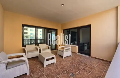 Apartment - 1 Bedroom - 2 Bathrooms for rent in East Porto Drive - Porto Arabia - The Pearl Island - Doha