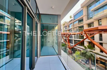 Apartment - 2 Bedrooms - 3 Bathrooms for rent in Gewan Island - The Pearl Island - Doha