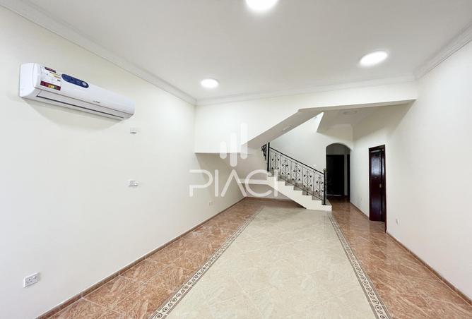 1005562 - Property Image 3