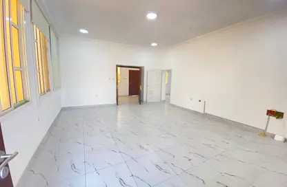 شقة - غرفة نوم - 1 حمام للايجار في منطقة مويثر - الريان - الدوحة
