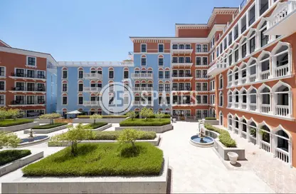 Apartment - 1 Bedroom - 2 Bathrooms for rent in Carnaval - Qanat Quartier - The Pearl Island - Doha