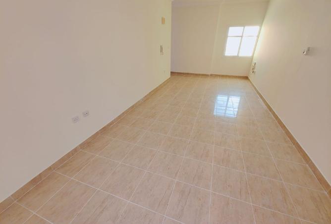 964456 - Property Main Image