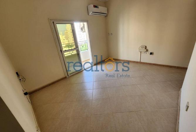 996839 - Property Image 2