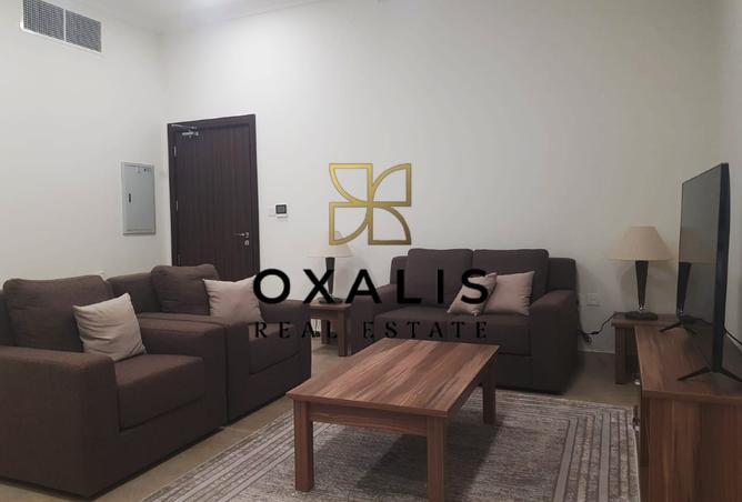 927125 - Property Image 2