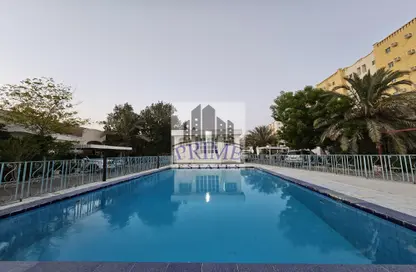 صورة لـ حوض سباحة فيلا - 3 غرف نوم - 3 حمامات للايجار في المنصورة - المنصورة - الدوحة ، صورة رقم 1