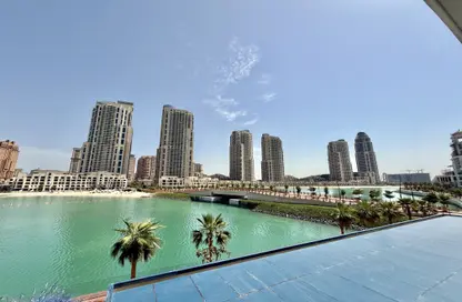 Apartment - 1 Bedroom - 3 Bathrooms for rent in Gewan Island - The Pearl Island - Doha