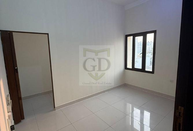 930797 - Property Image 3