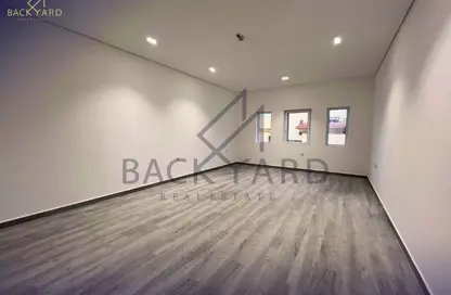 Apartment - 2 Bedrooms - 3 Bathrooms for rent in Fereej Kulaib - Doha