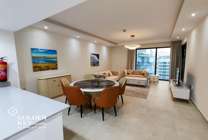 855433 - Property Image 2