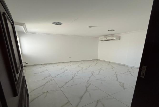 940801 - Property Image 2