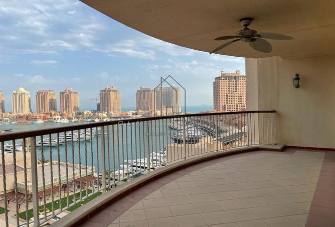 Apartment - 3 Bedrooms - 4 Bathrooms for sale in East Porto Drive - Porto Arabia - The Pearl Island - Doha
