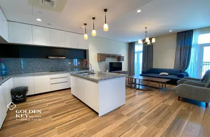 Apartment - 3 Bedrooms - 4 Bathrooms for sale in Floresta Gardens - Floresta Gardens - The Pearl Island - Doha
