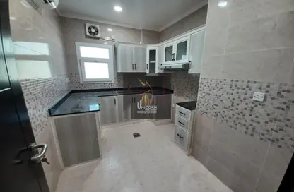 Apartment - 3 Bedrooms - 3 Bathrooms for rent in Al Nasr Street - Al Nasr - Doha