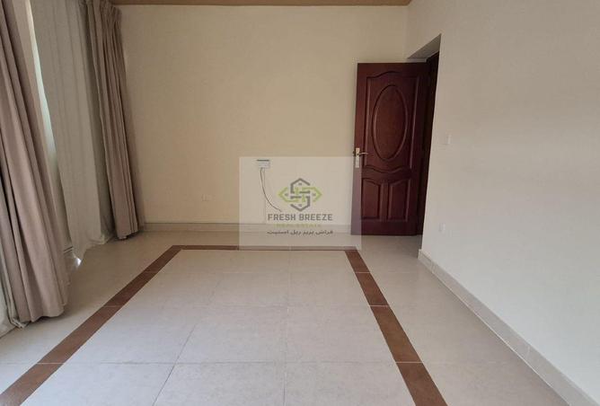 945372 - Property Image 3