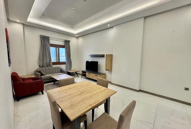 950779 - Property Image 2