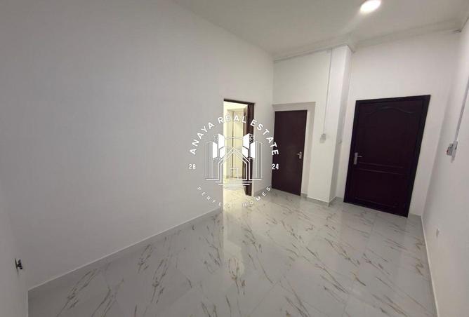 962853 - Property Image 2