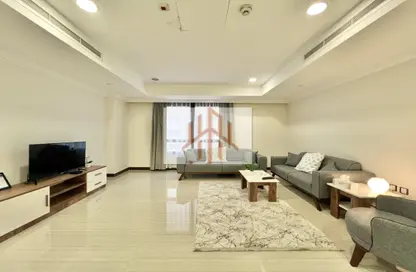 Apartment - 1 Bedroom - 2 Bathrooms for rent in East Porto Drive - Porto Arabia - The Pearl Island - Doha