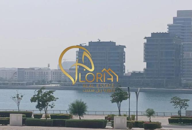 945969 - Property Image 2