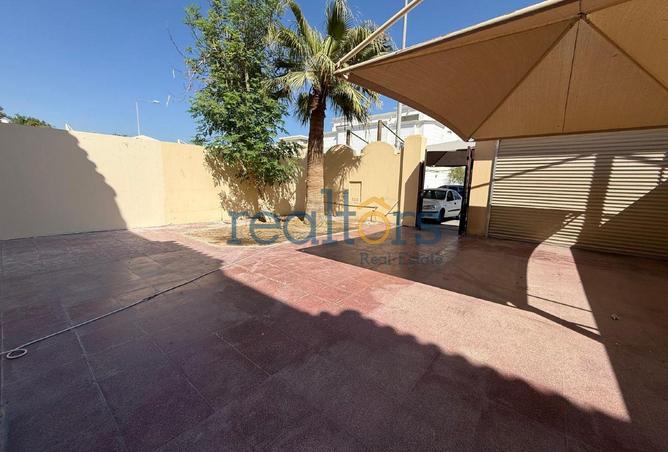 967536 - Property Image 3