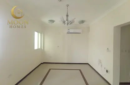 Apartment - 2 Bedrooms - 2 Bathrooms for rent in Al Muntazah Street - Al Muntazah - Doha
