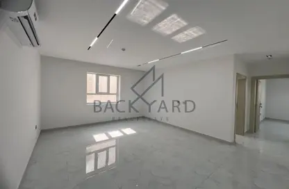 شقة - 2 غرف نوم - 3 حمامات للايجار في بناية مدينة خيلفه 58 - مدينة خليفة جنوب - مدينة خليفة - الدوحة