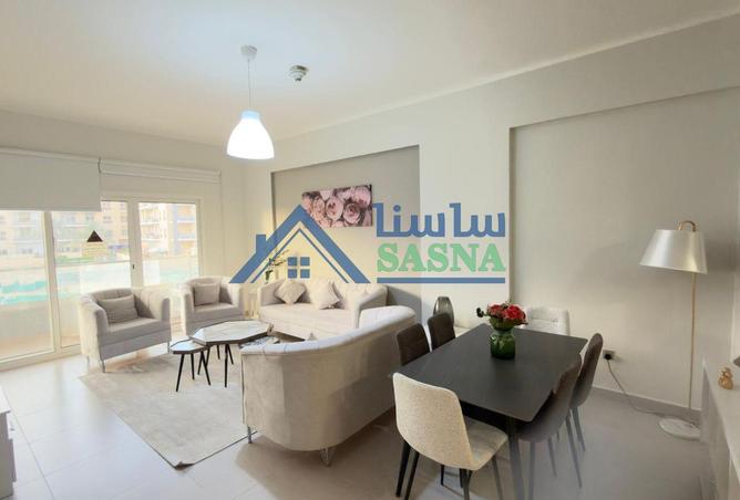 988767 - Property Image 3