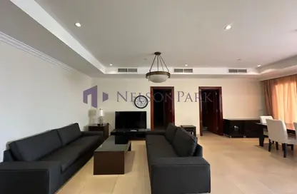 Apartment - 3 Bedrooms - 4 Bathrooms for rent in Tower 14 - Porto Arabia - The Pearl Island - Doha