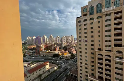 شقة - 2 غرف نوم - 3 حمامات للايجار في طريق بورتو الغربي - بورتو أرابيا - جزيرة اللؤلؤة - الدوحة