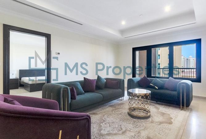 949560 - Property Image 2