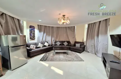 Living Room image for: Apartment - 1 Bedroom - 2 Bathrooms for rent in Al Najada - Doha, Image 1